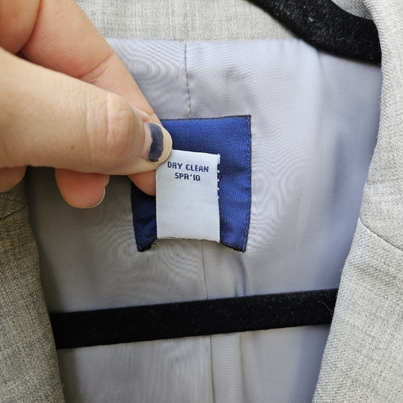 J. Crew Super 120s wool light gray two button blazer size 6 - Picture 6 of 6